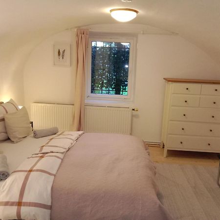 Apartment Mit 1 Schlafzimmer In Altstadthaus Sankt Veit an der Glan Exterior photo